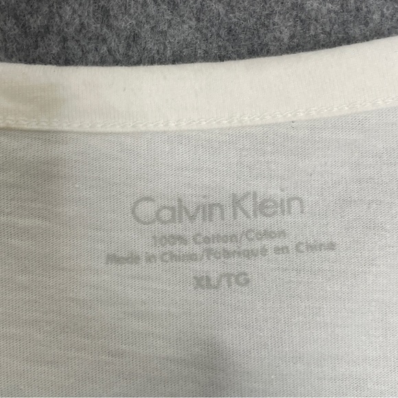 Calvin Klein Men's XL White Graphic Tee Casual Modern Cotton T-Shirt - Picture 4 of 6